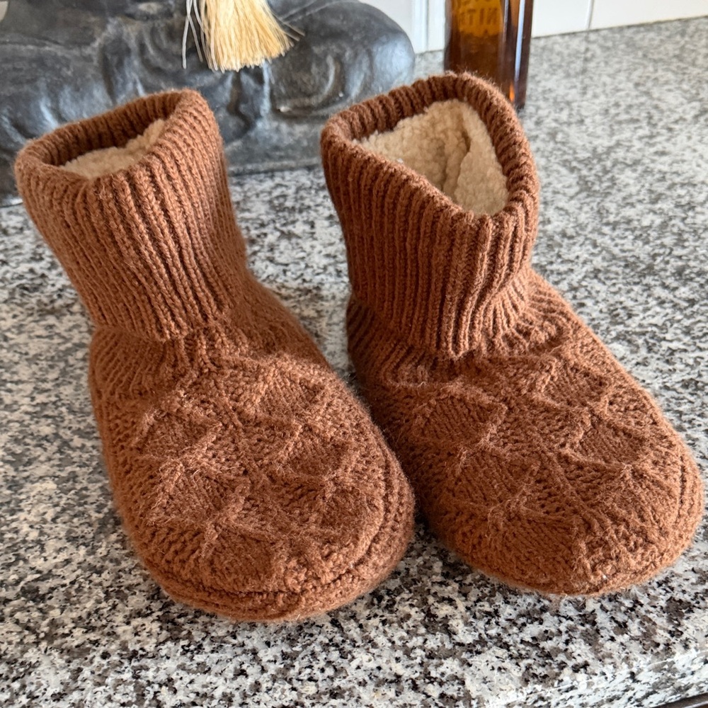 Bombas Brown Knit Slippers